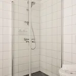 Apartment Dinbnb I 1 Minute To Tram! Newly Built With Balcony & 3 Beds *