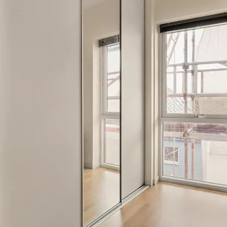 Appartamento Dinbnb I 1 Minute To Tram! Newly Built With Balcony & 3 Beds